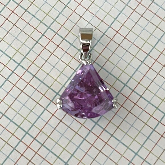18KGP XP Simulated Amethyst CZ Trilliant Cut Pendant Faceted Sparkle 3/4" - Picture 1 of 5